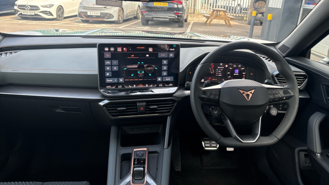 CUPRA Formentor 2.5 TSI 390 VZ5 5dr DSG 4Drive Petrol Estate - Image 9